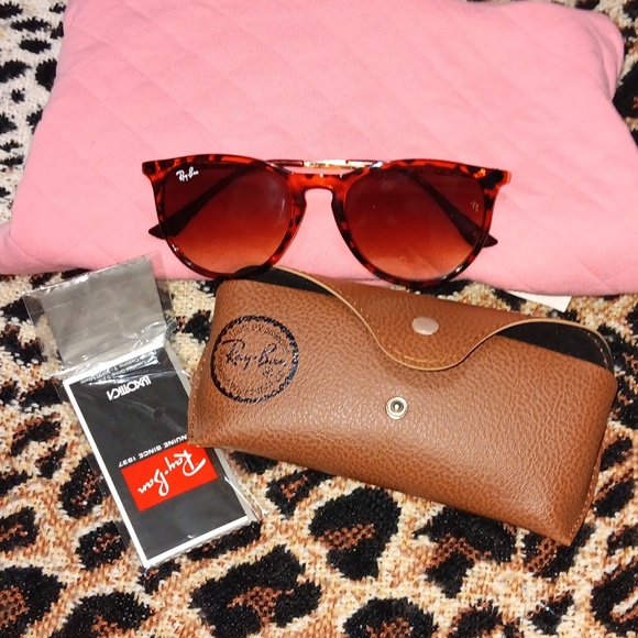 SALE 🤩 Ray.Ban sunglasses with case and microfiber cloth - Picture 7 of 12